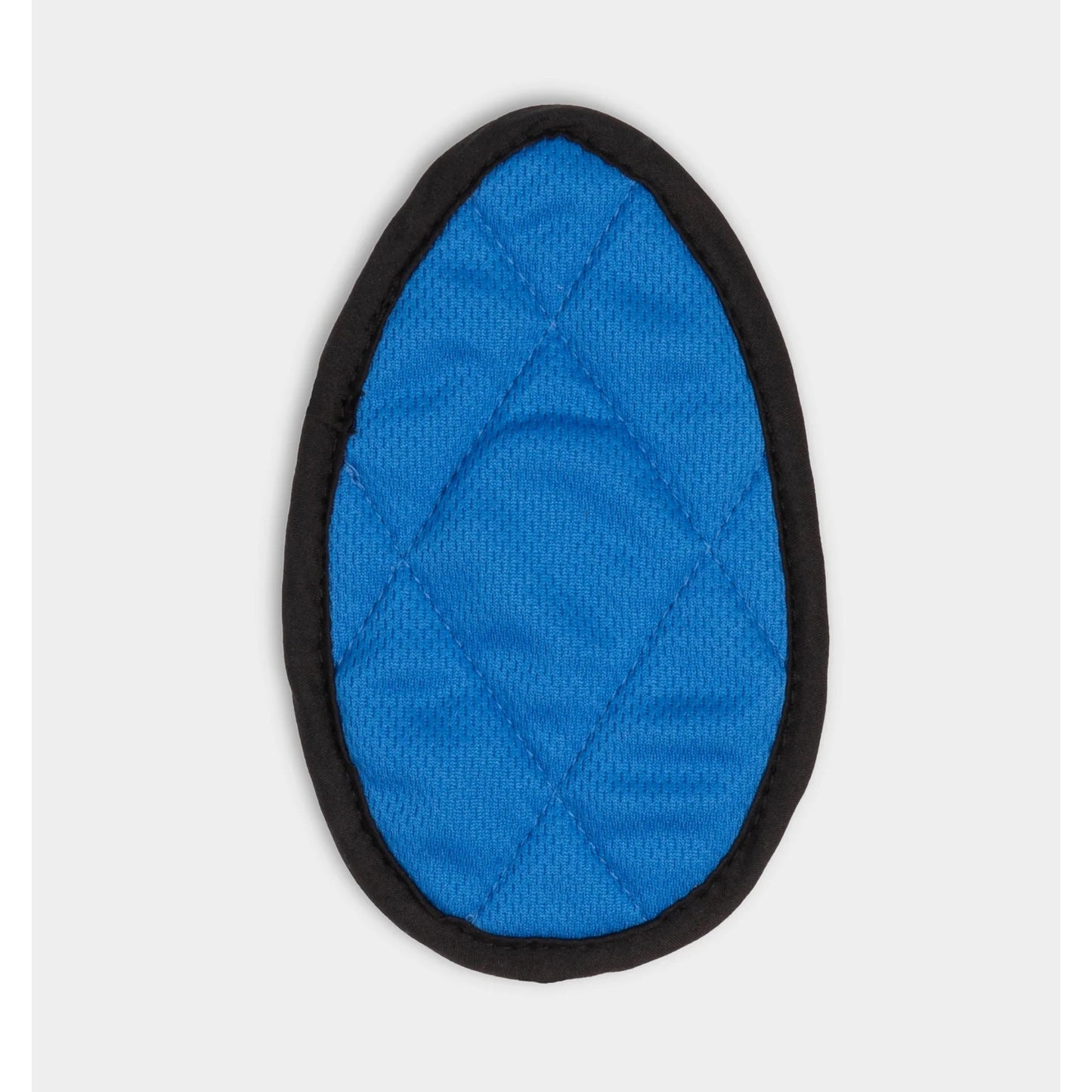 The Tilley HyperKewl™ Cooling Insert is a blue, oval pad with black border and evaporative cooling technology.