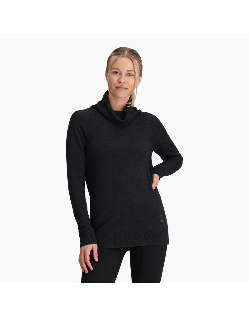 Front view of a woman wearing the Royal Robbins Women's Westlands Funnel Neck in Charcoal Heather.