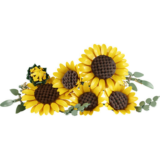 Product Image – Five LEGO® Sunflower Bouquet stems with green leaves create a bright display—ONLINE ONLY from LEGO.