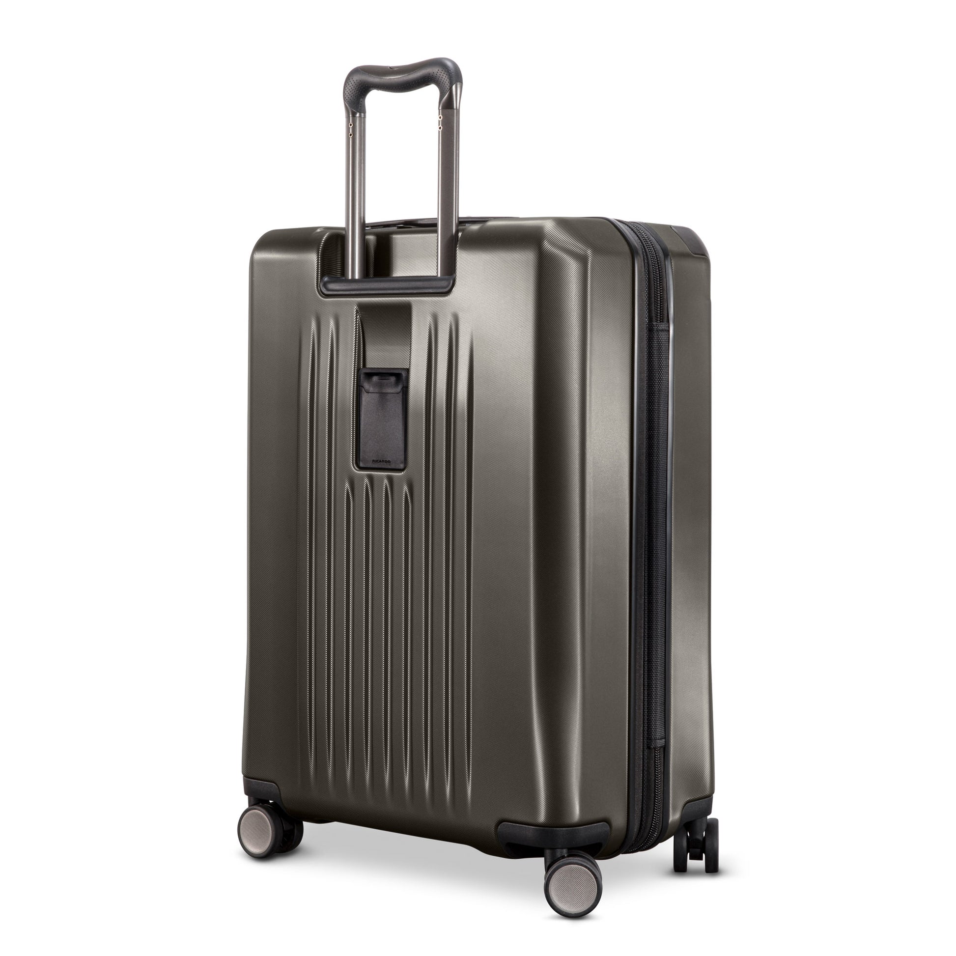 Ricardo Beverly Hills Montecito 2.0: A dark gray expandable hardside spinner suitcase with telescopic handle & four wheels.