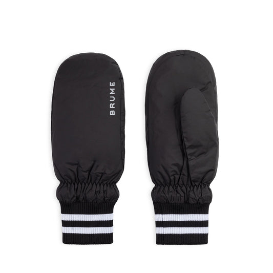Product Image – Brume Chilko Mitt: black mittens with HEAT-MX insulation, white-striped cuffs, and "BRUME" on one mitten.