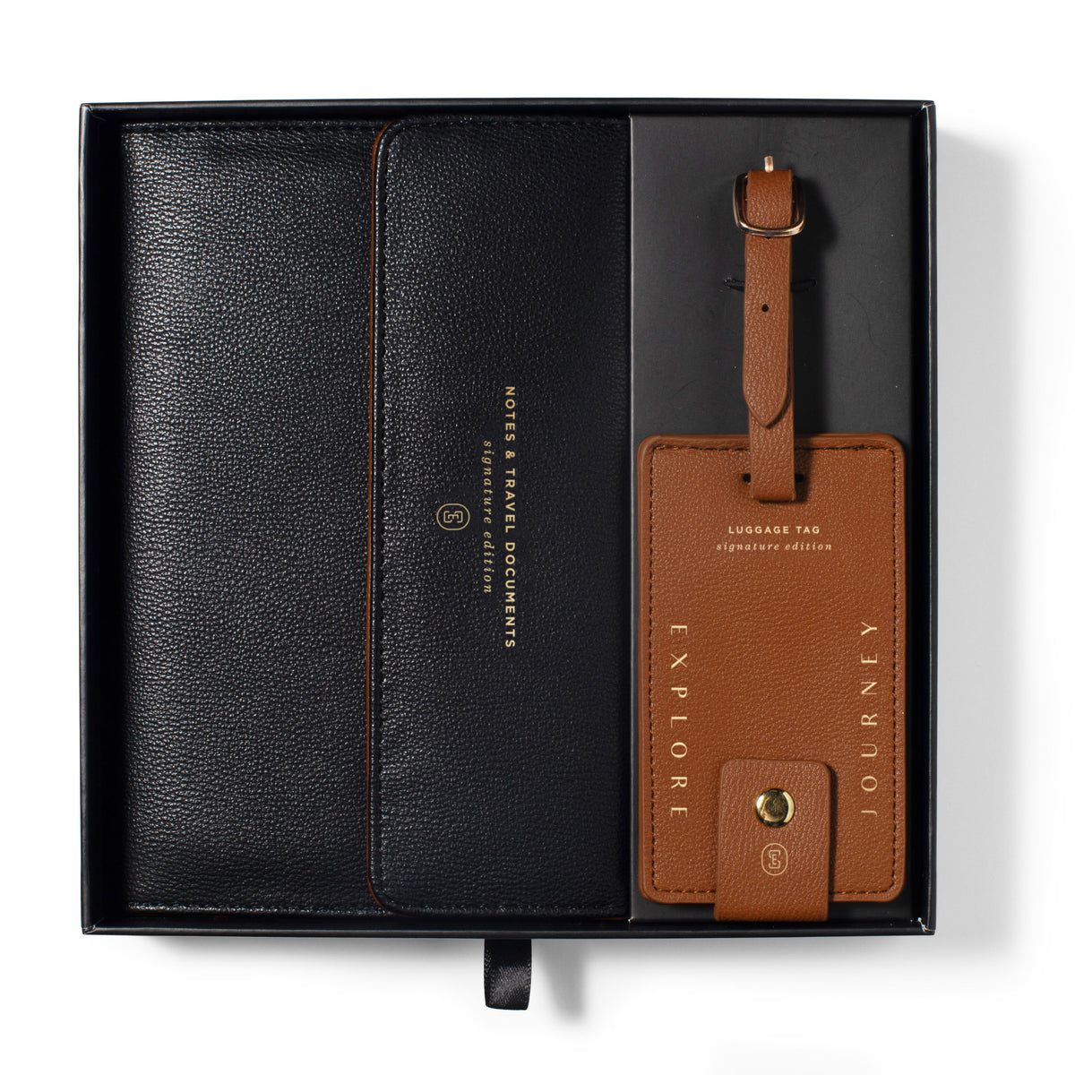 Fringe Jet Setter Travel Folio Set consisting of a black faux leather travel folio and a tan luggage tag in a box.