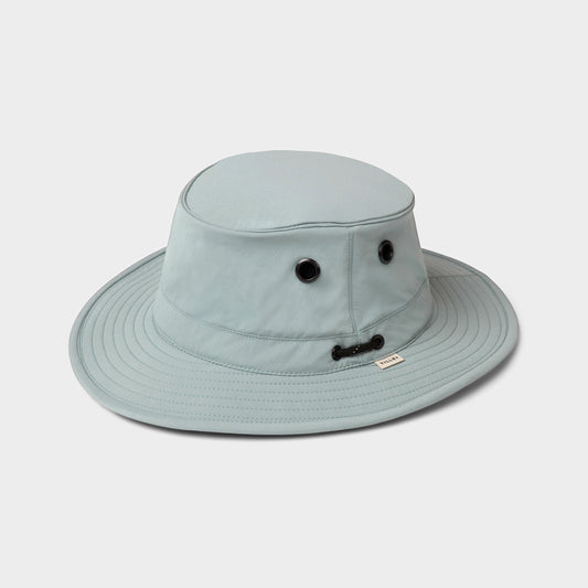 Product Image – Tilley T5 Adventure Ultralight Hat: light mist blue, UPF 50+, wide brim, and ventilation eyelets.