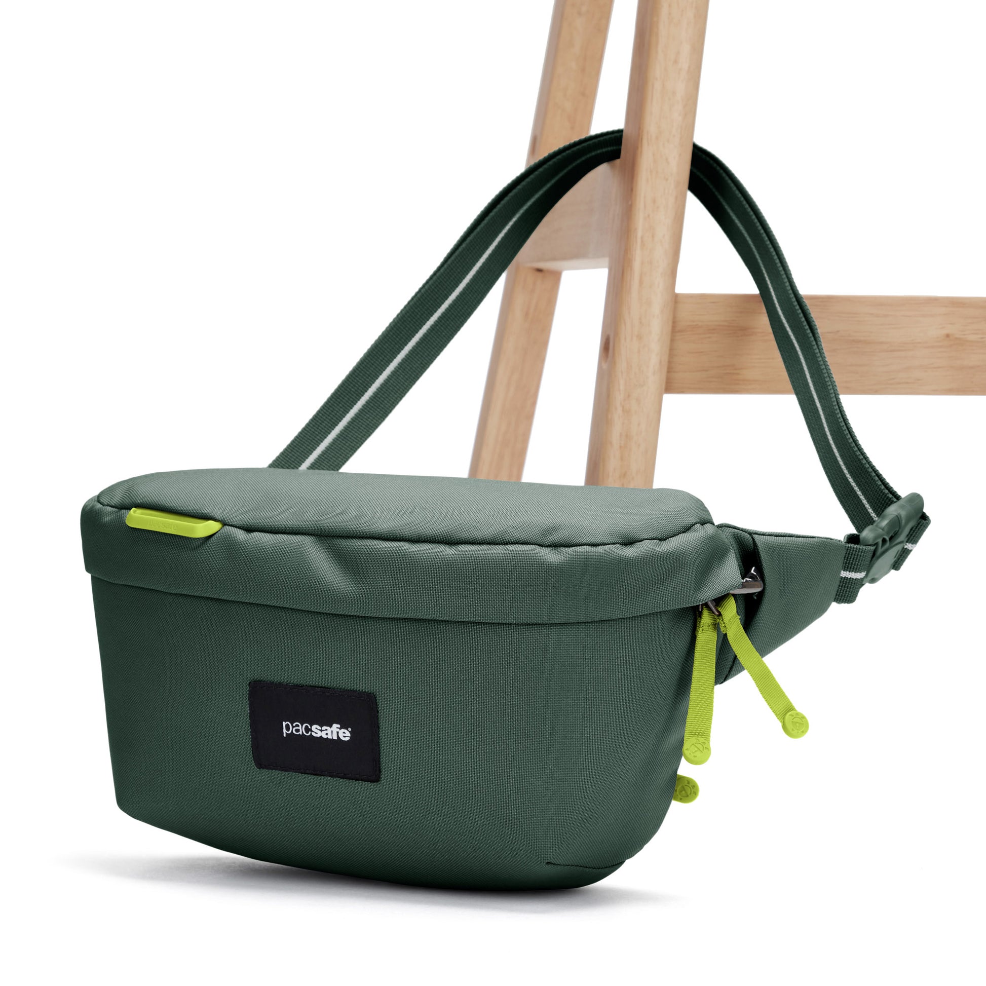Pacsafe® GO Anti-Theft Sling Pack