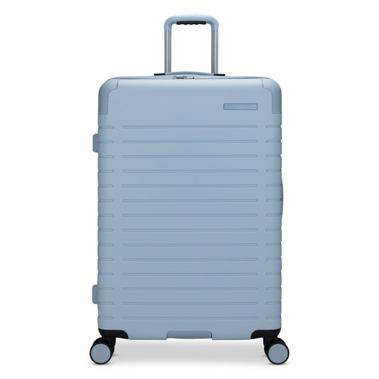 Product Image – Travelite Epicure 28" Expandable Hardside Spinner, Niagara Mist light blue colour, front view