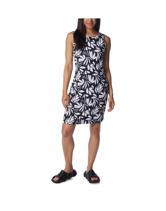 Product Image – Front view of a woman wearing Columbia Women's Chill River™ Printed Dress in black areca print.