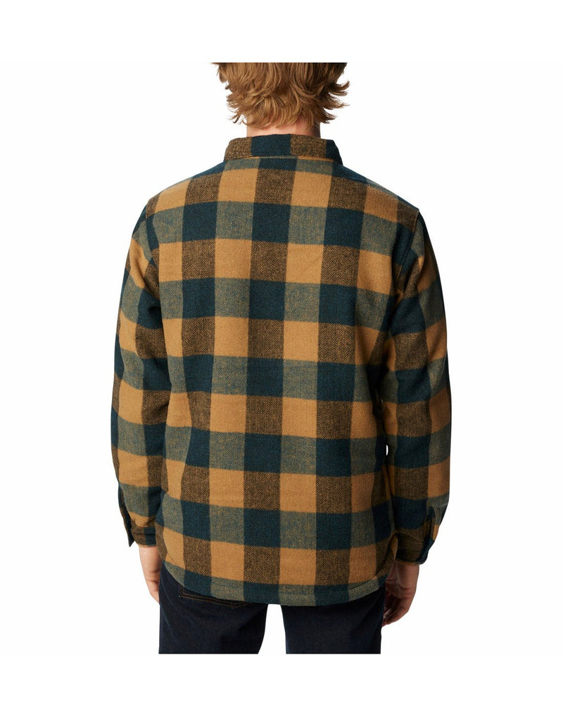 Back view of a man wearing the Columbia Men's Windward™ II Shirt Jacket in Night Wave Dimensional Buffalo print.
