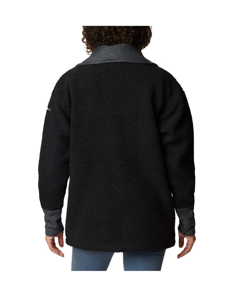 Back view of a woman wearing the Columbia Women's Boundless Trek™ Fleece Full Zip Jacket in Black.