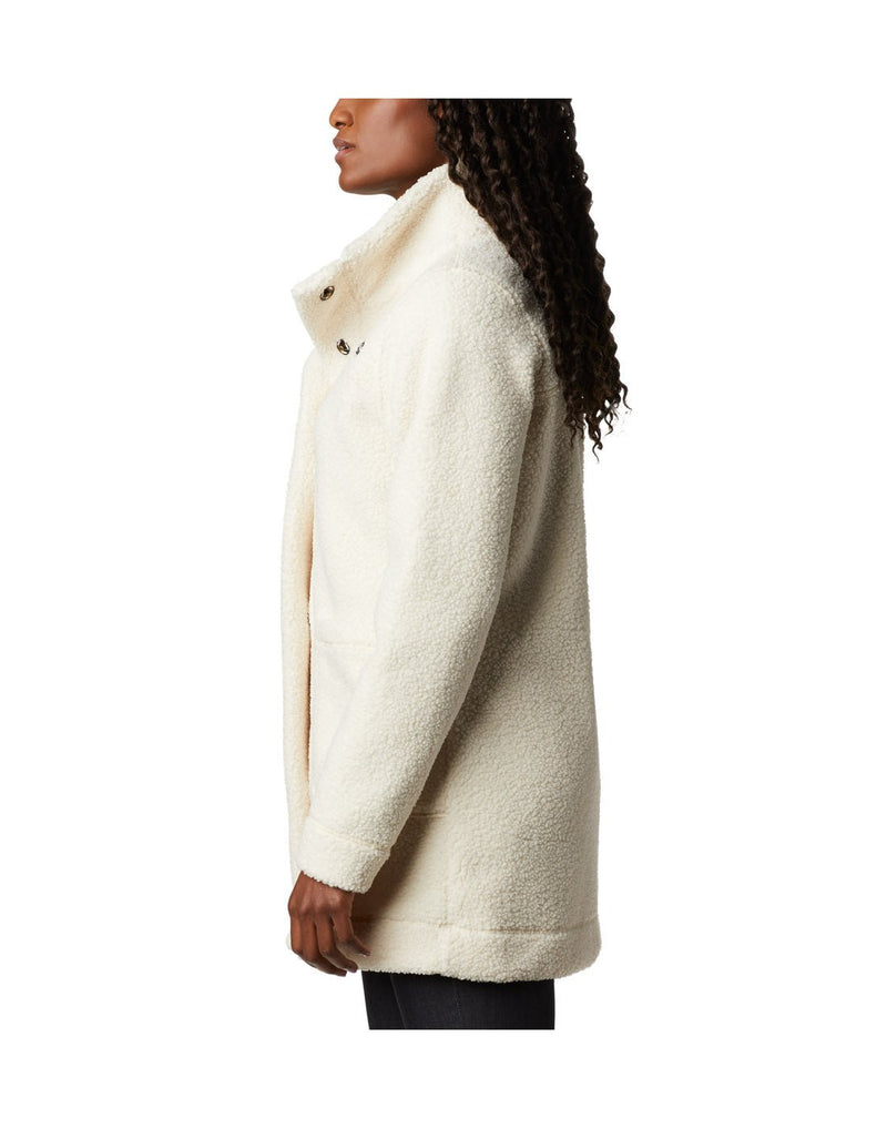 Woman wearing Columbia Women's Panorama™ Long Jacket in chalk colour, side view